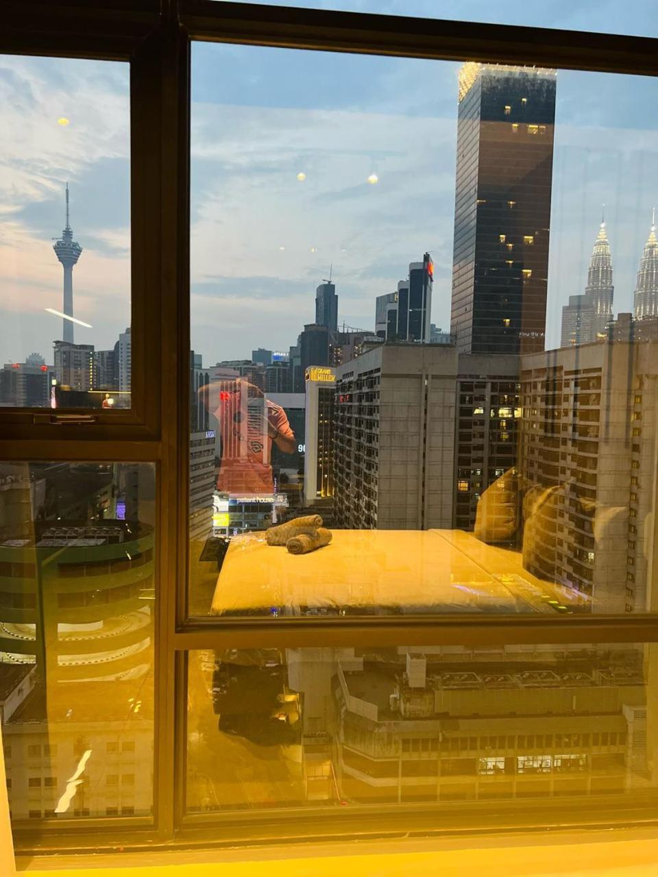 Pangsapuri Popular Suites At Axon Klcc *